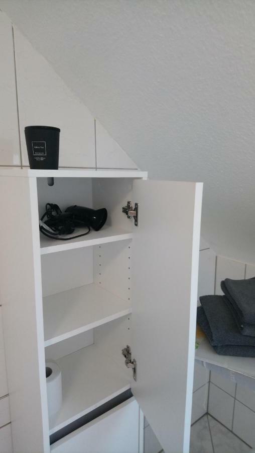 Ferienwohnung Mit 2 Schlafzimmern Und Parkplatz Erfurt Exterior photo